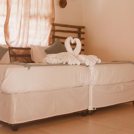 Leeville Guesthouse Kasane Zewnętrze zdjęcie
