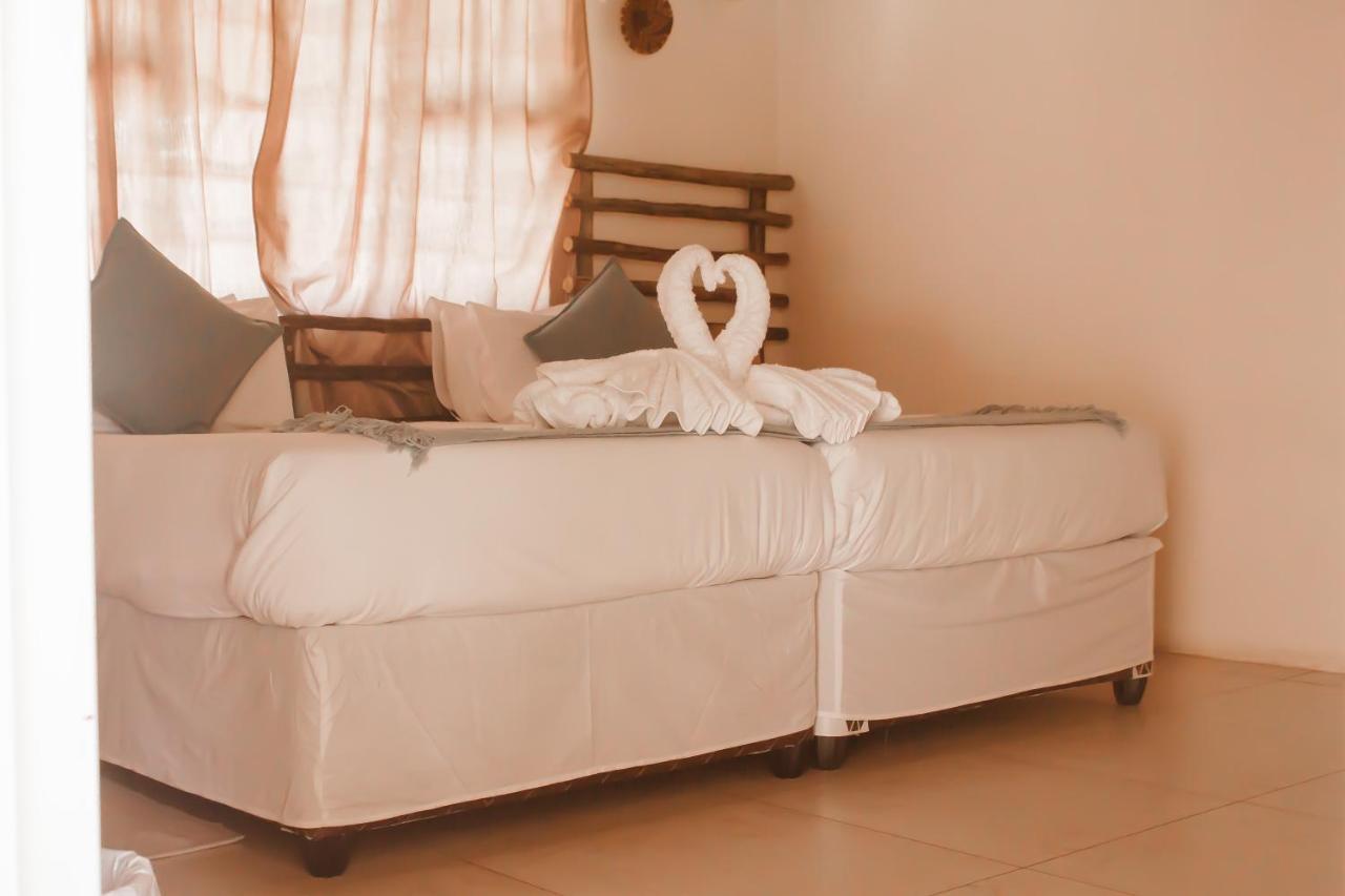 Leeville Guesthouse Kasane Zewnętrze zdjęcie