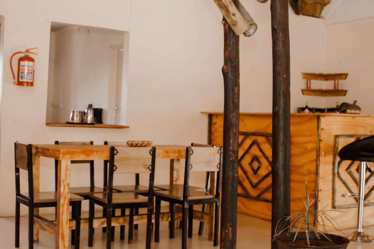 Leeville Guesthouse Kasane Zewnętrze zdjęcie