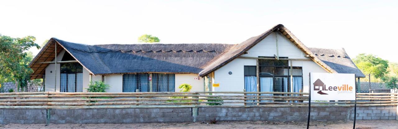 Leeville Guesthouse Kasane Zewnętrze zdjęcie